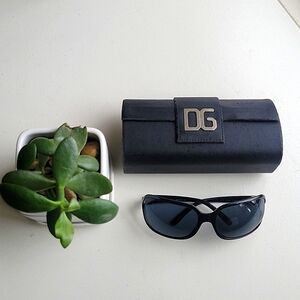 Vintage Y2K original Dolce & Gabbana wrap sunglasses with hard case